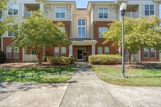 Building Photo - 511 Ives Ct