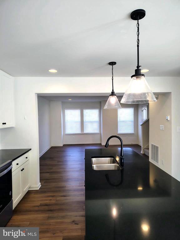 Building Photo - 136 Tuxford Rd