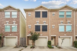 Building Photo - 8705 Bryam St