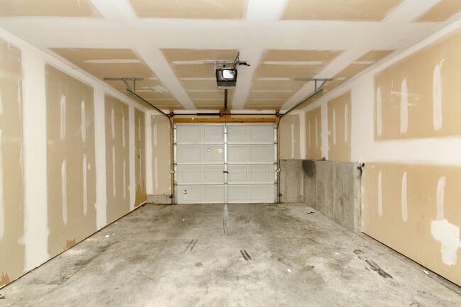 Building Photo - Quality Home Management