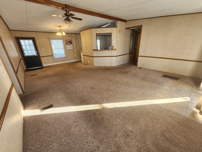 Building Photo - 615 Twin Bridge Rd