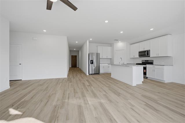 Building Photo - 2222 Rannoch St