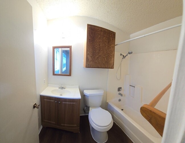Building Photo - 7204 Hardesty