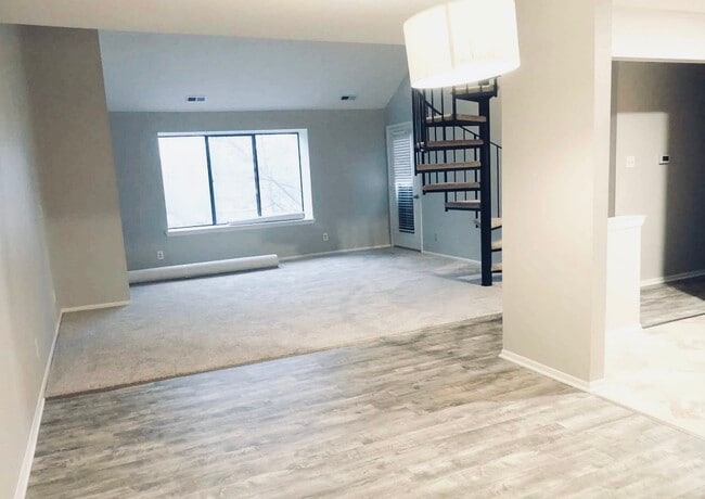 Building Photo - 2620B Auburn Ct