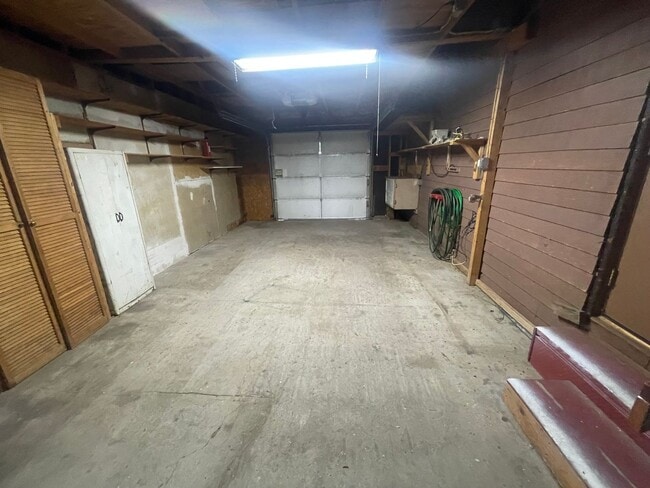 Building Photo - Three Bedroom Bayfield House with Large Fe...