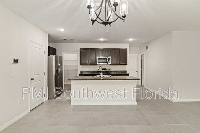 Building Photo - 5940 Silver Sage Wy
