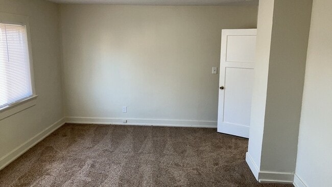 Building Photo - 237 Westwood Ave