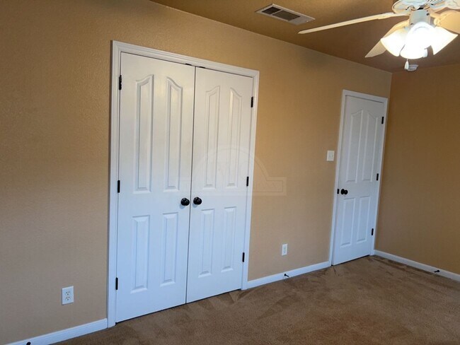 Building Photo - 4701 Autumn Valley Dr