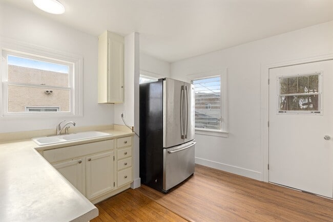 Building Photo - Fully Remodeled Craftsman in North Park! ?...