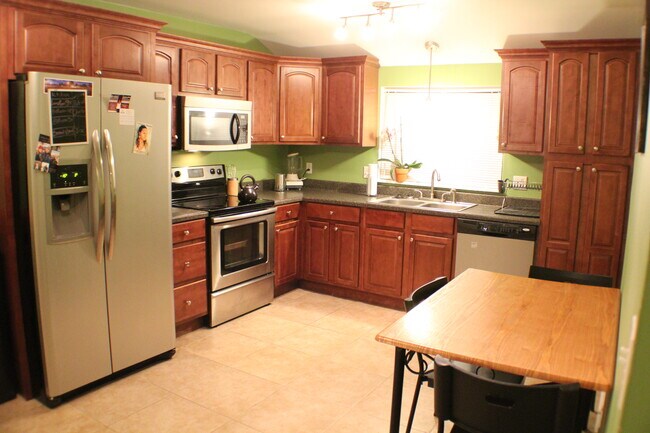 Building Photo - 11212 College Ave