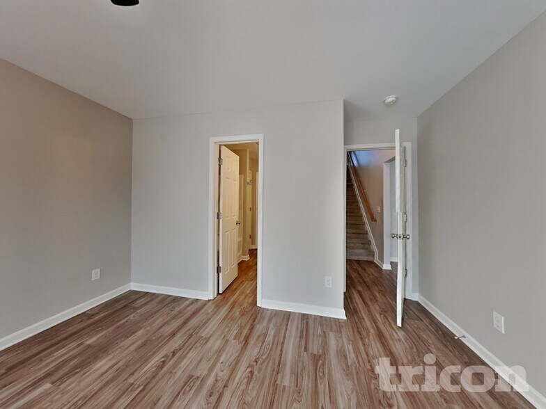 Building Photo - 3216 Laurenfields Way