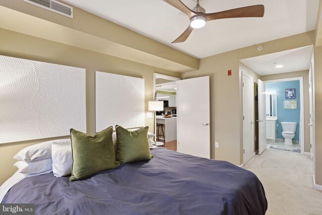 Building Photo - 350 G St SW