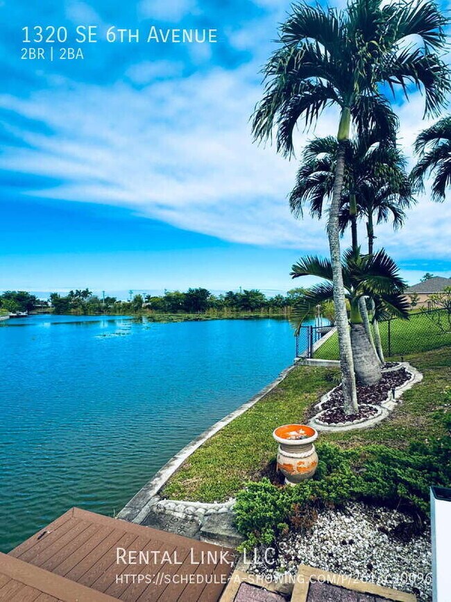 Building Photo - 1320 SE 6th Ave