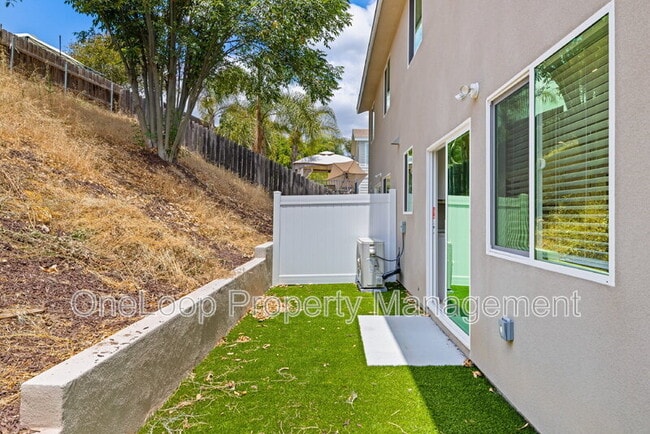 Building Photo - 6256 E Lake Dr
