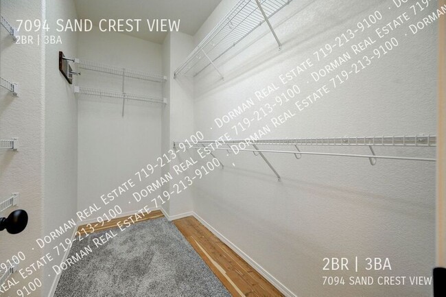 Building Photo - $500 OFF the first month of rent! Townhome...