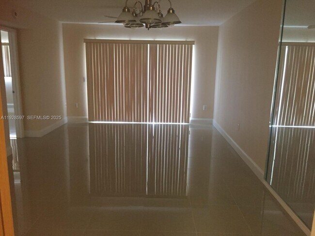 Building Photo - 1201 SW 141st Ave