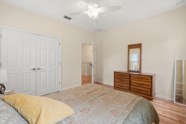 Building Photo - 2060 Royal Vista Ct