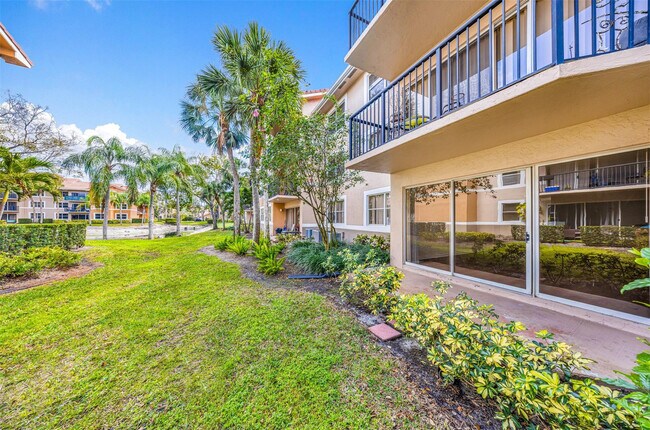 Building Photo - 8977 Wiles Rd