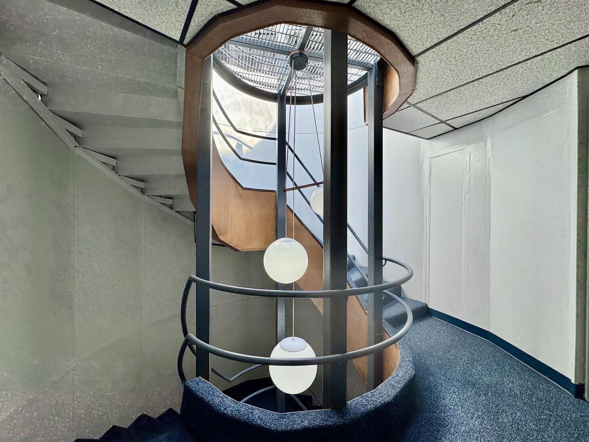 Building Photo - 348 Franklin St