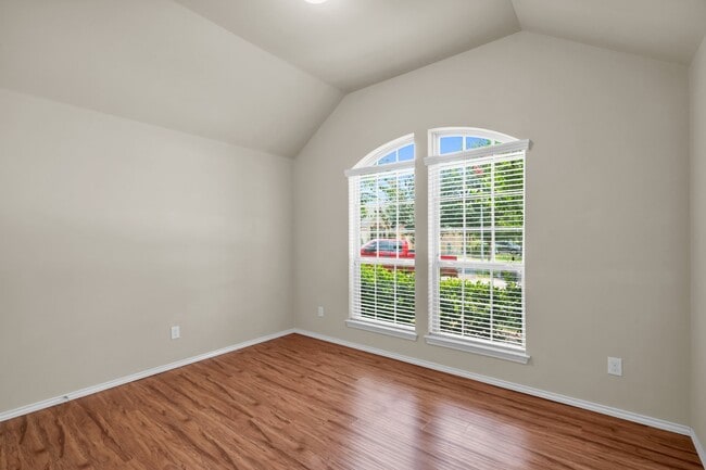 Building Photo - 12938 Buchanan Oaks Ln