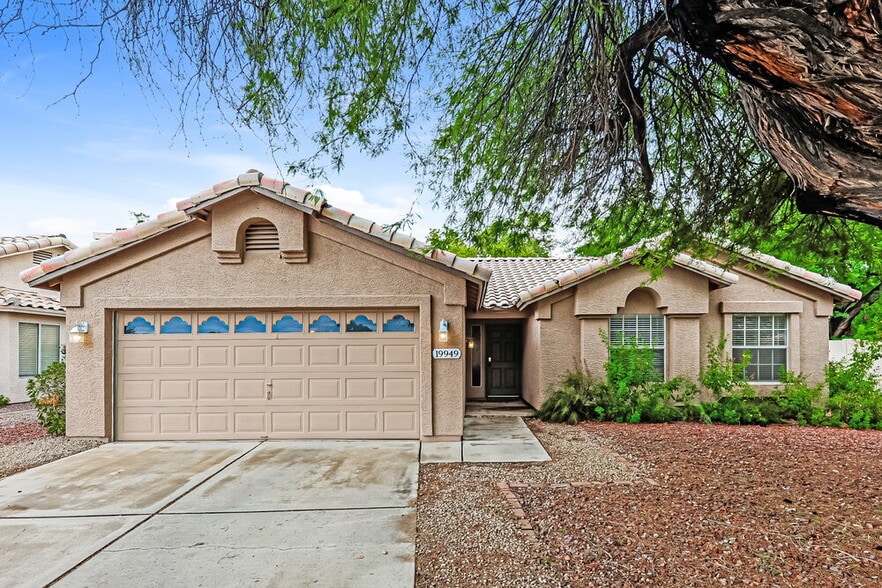Primary Photo - 19949 N 75th Dr