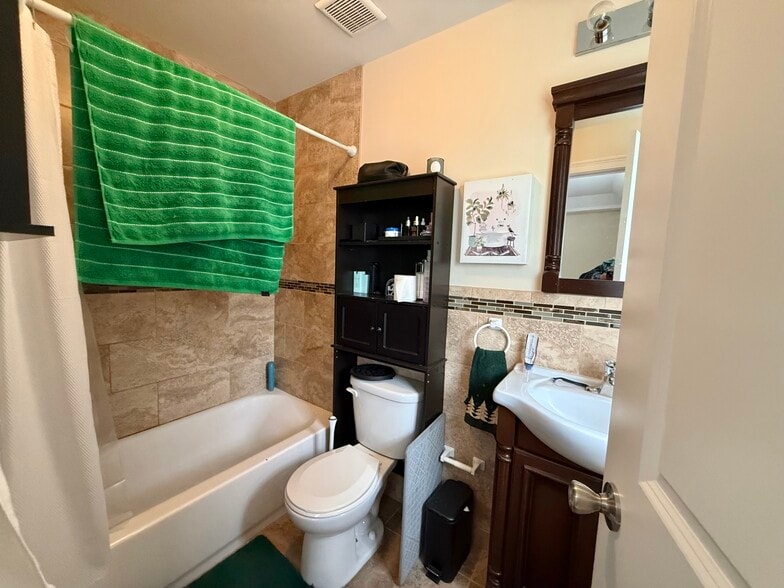 Building Photo - 313 Frank E Rodgers Blvd N