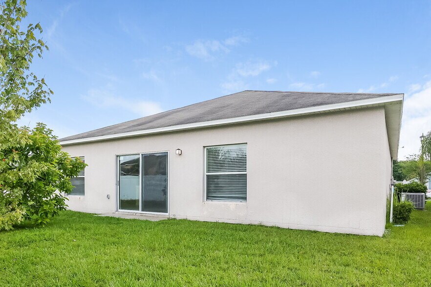 Building Photo - 3040 Morton Way