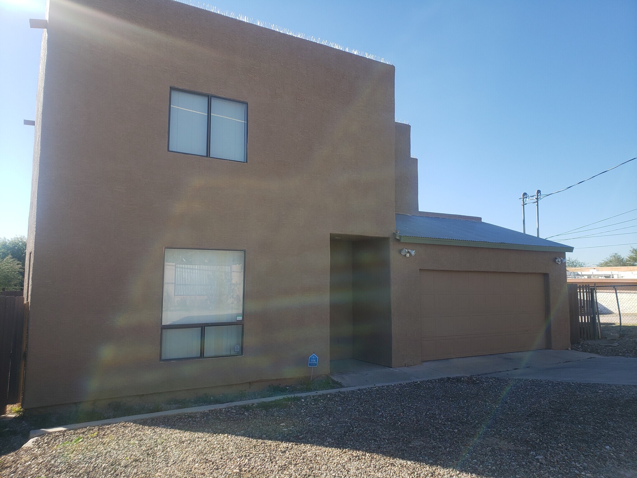 Building Photo - 415 E Waverly St