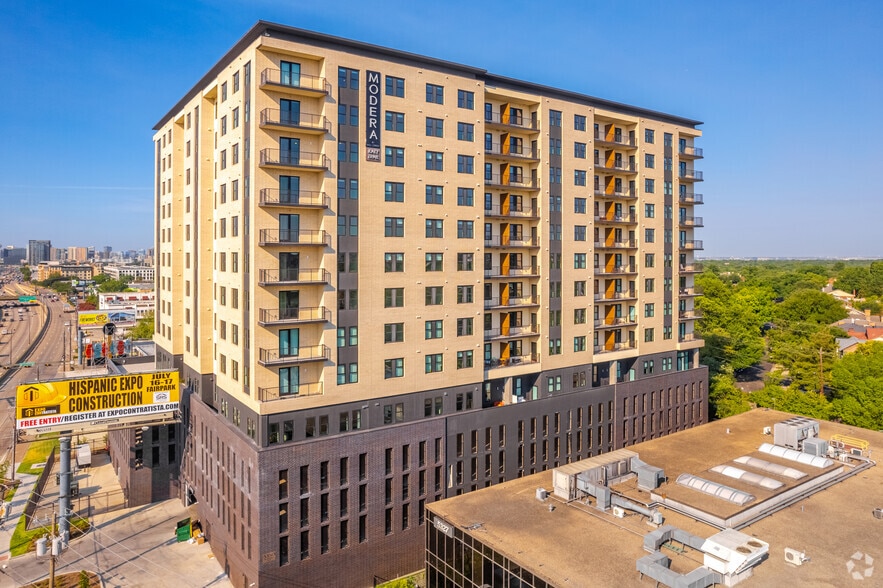 Primary Photo - Katy Trail Uptown