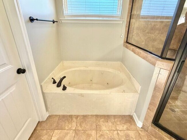 Building Photo - Move In Special! Now Leasing a 4 Bedroom2 Bath home in Olive Branch, MS