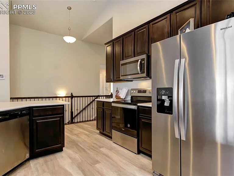 Building Photo - 6512 Tillamook Dr