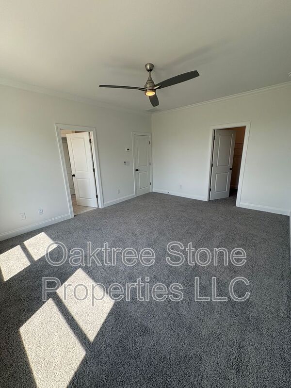 Building Photo - 634 Grove Glen Ct