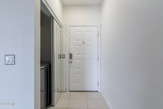 Building Photo - 6900 E Princess Dr