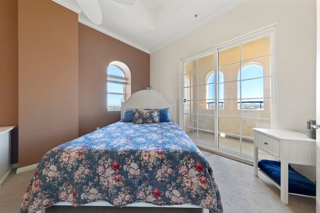 Building Photo - Furnished Exquisite 1-Bedroom Luxury Condo Minutes from the LV Strip with Resort-Style Amenities