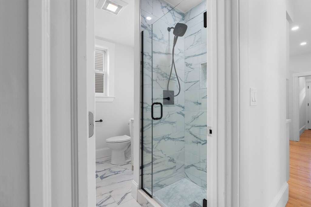 Building Photo - 79 Sydney St