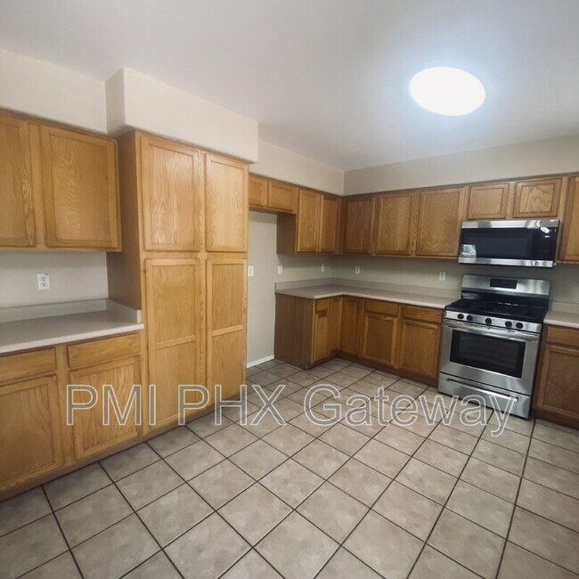 Building Photo - 1152 S Marie Ct