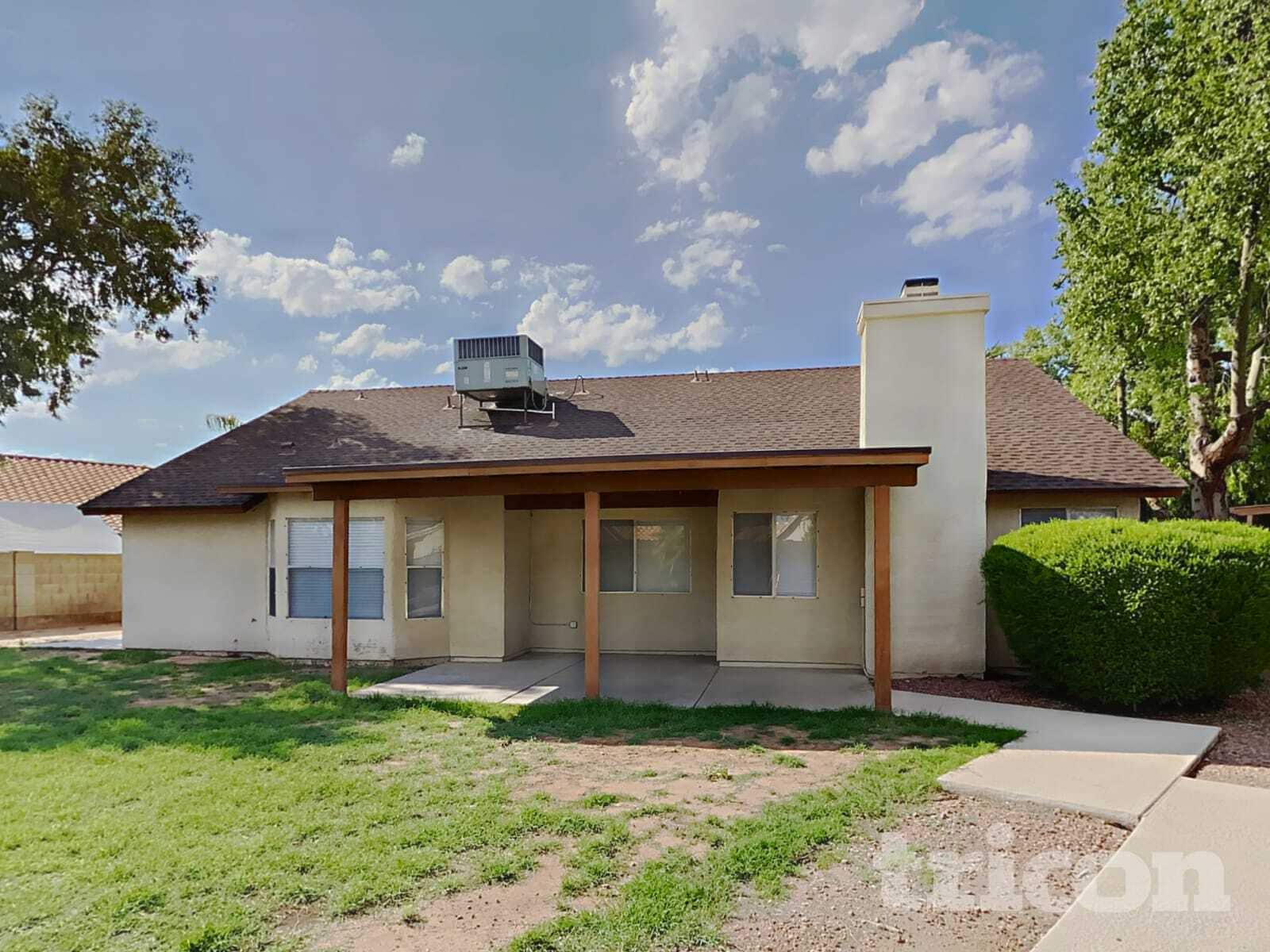Building Photo - 3561 E Sequoia Dr