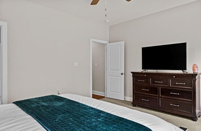 Building Photo - Currin Hill - "Coming Soon"
