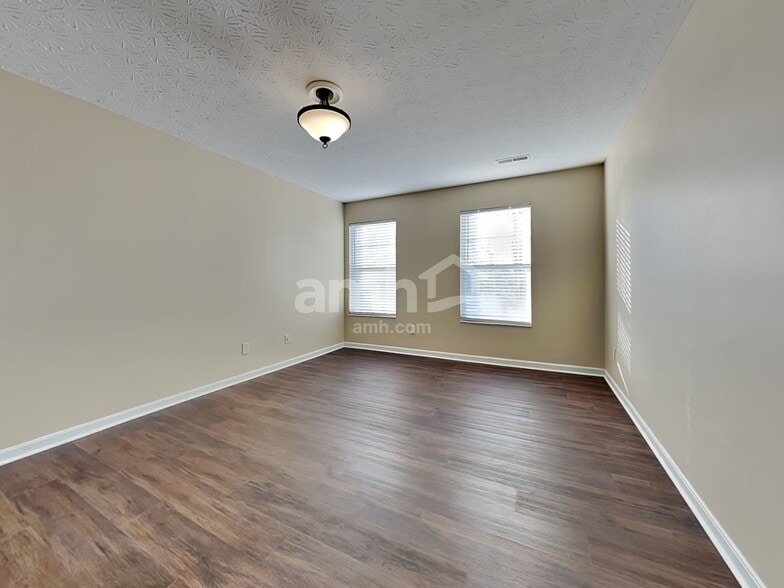 Building Photo - 6540 Black Forest Ct