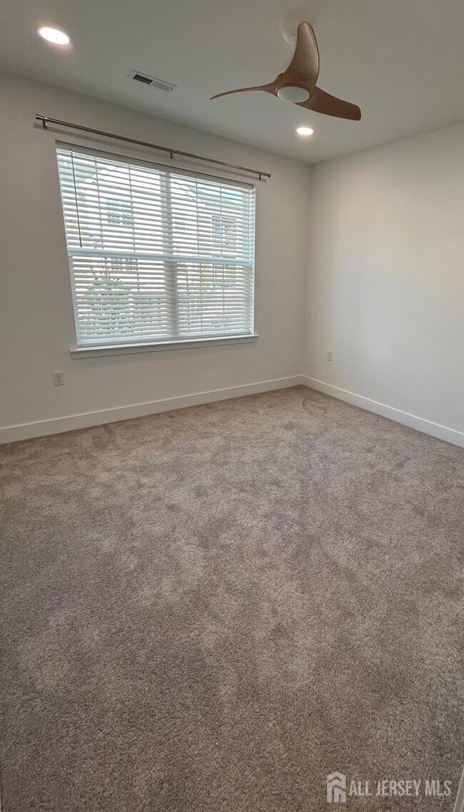 Building Photo - 29212 Radford Ct