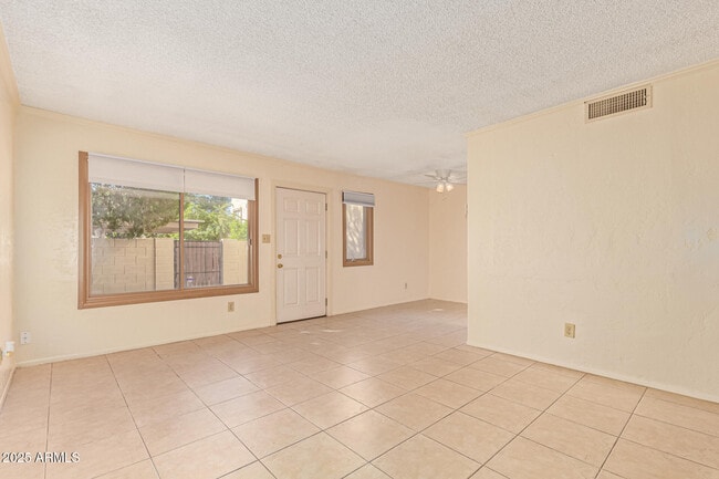 Building Photo - 6124 N 79th St