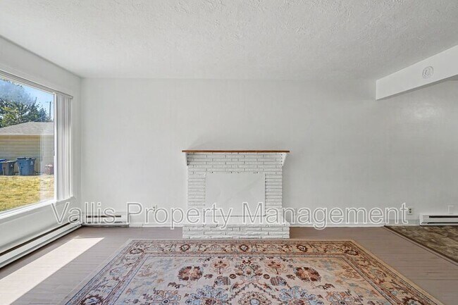 Building Photo - 2519 Hyde Ct SE