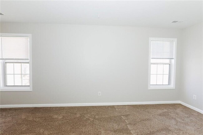 Building Photo - 7073 Biltmore Trce