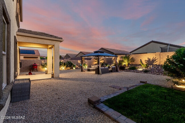 Building Photo - 9265 W Tenaza Ln