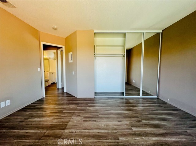 Building Photo - 79400 Ave 42