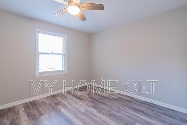 Building Photo - 116 Briarcliff Dr