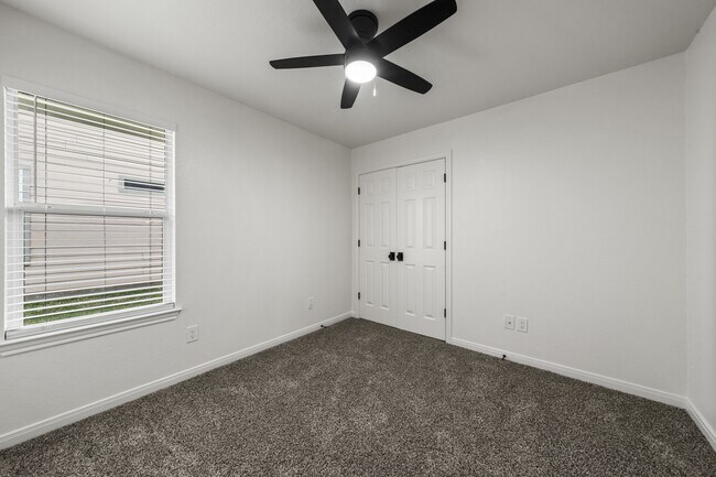 Building Photo - 10234 Condor Loop