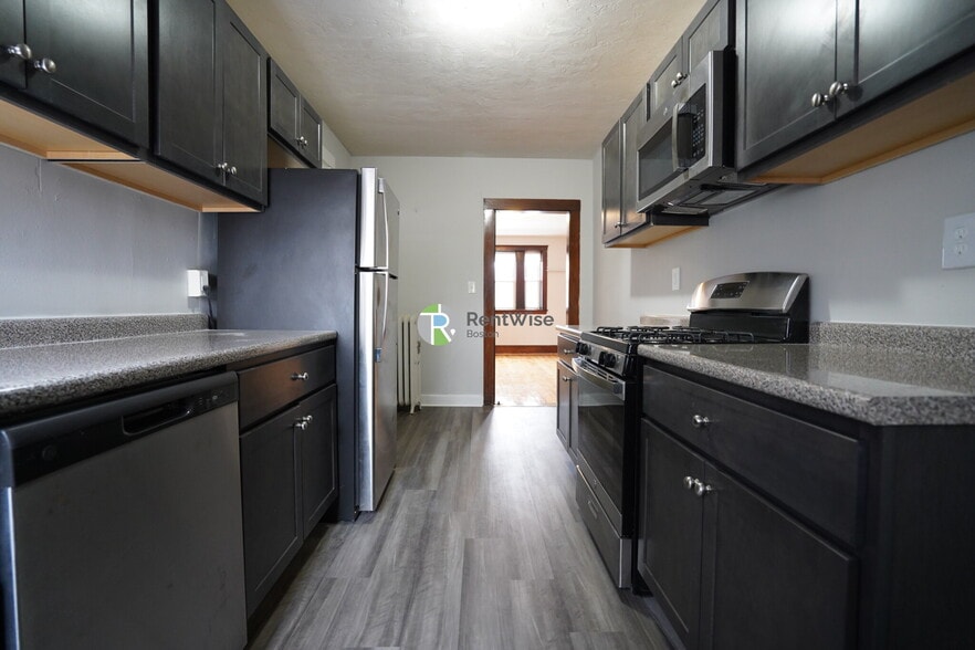 Building Photo - 90 Cypress St