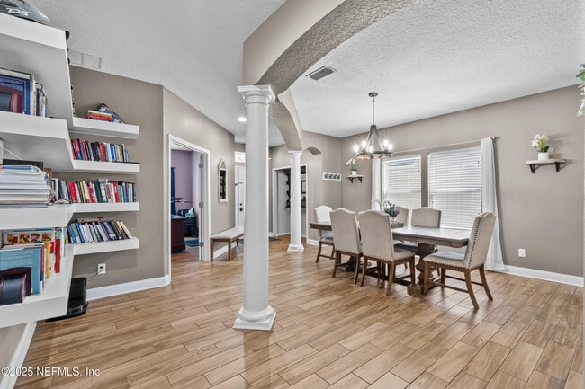 Building Photo - 503 Candlebark Dr