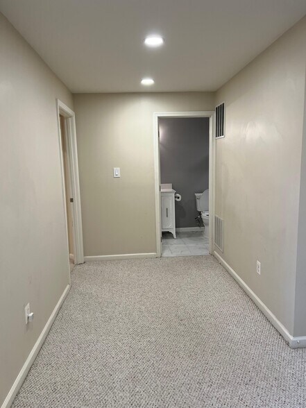Building Photo - 26137 Rachel Hill Dr